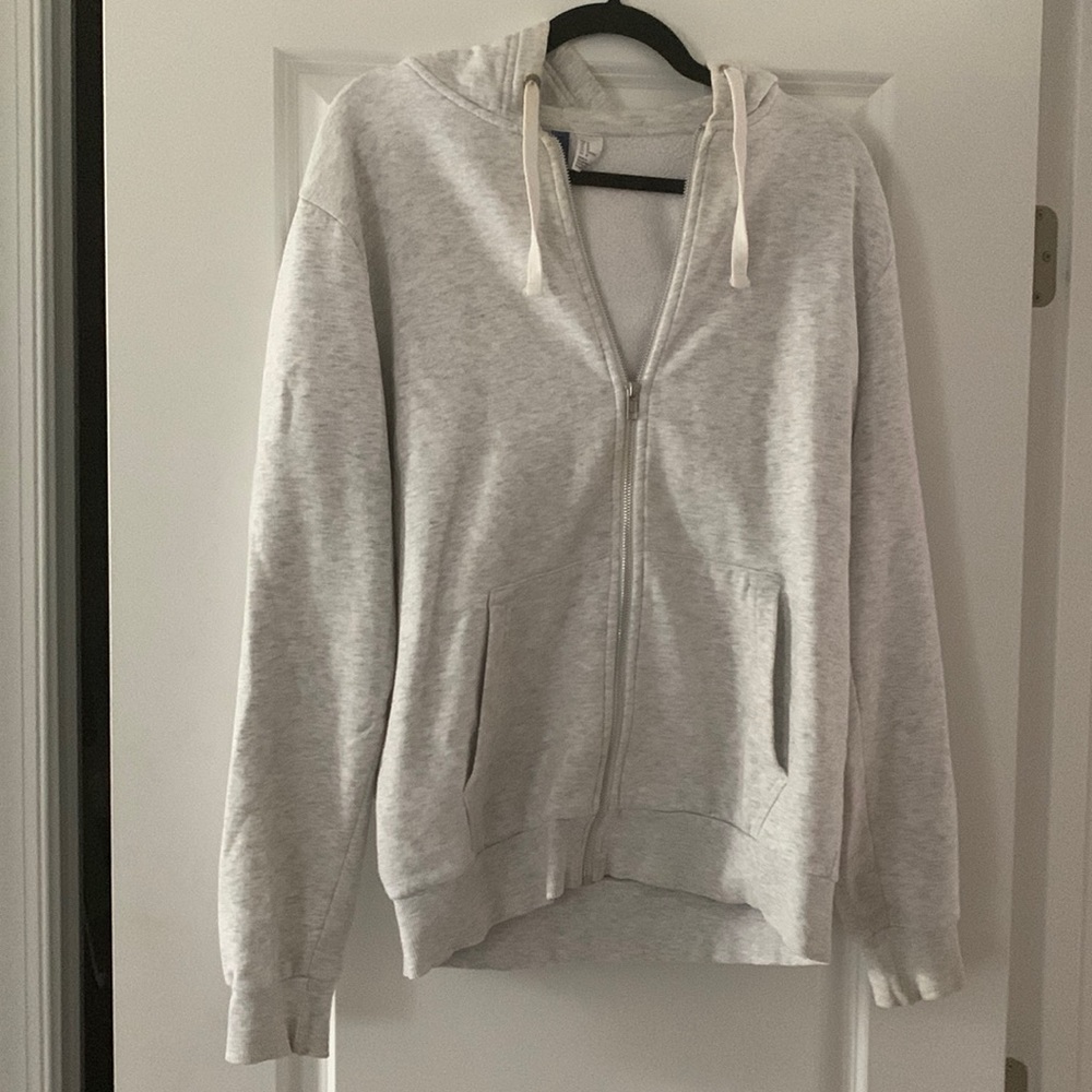 Men’s Grey sweatshirt with hood and front zipper